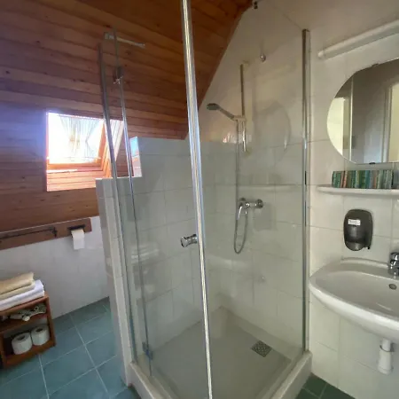 Zoeldhaz Panzio 4* Gyenesdias