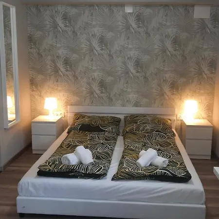 Zoeldhaz Panzio 4* Gyenesdias