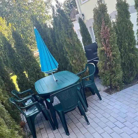 Zoeldhaz Panzio Gyenesdias