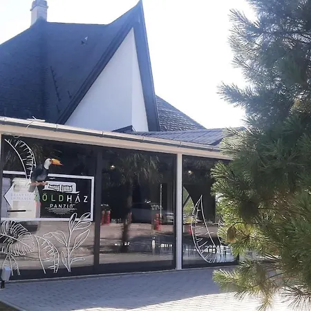 Zoeldhaz Panzio * Gyenesdiás