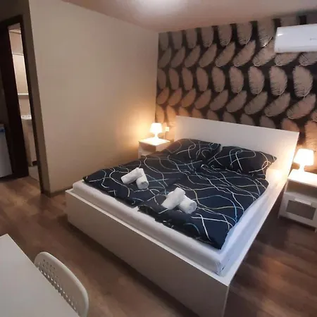 Zoeldhaz Panzio Bed & Breakfast 4*