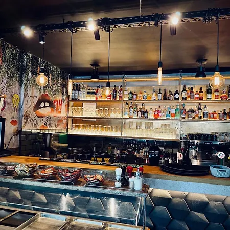 Zoeldhaz Panzio Gyenesdias