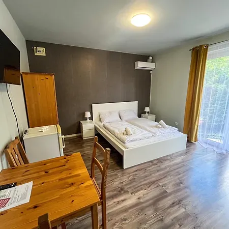Zoeldhaz Panzio B&B