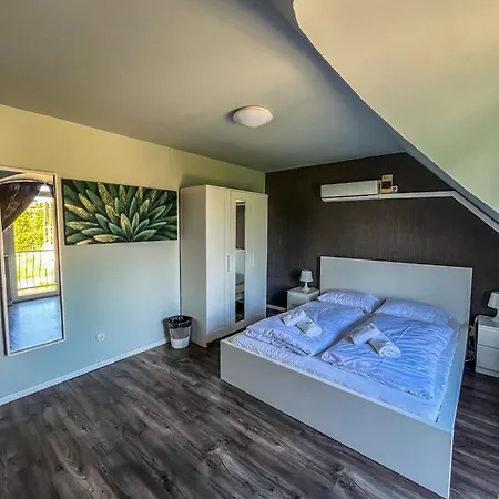 Zoeldhaz Panzio B&B 4*