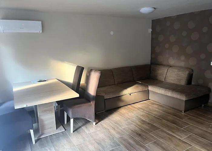 Zoeldhaz Panzio 4* Gyenesdiás