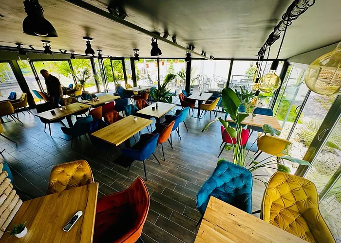 Zoeldhaz Panzio 住宿加早餐酒店